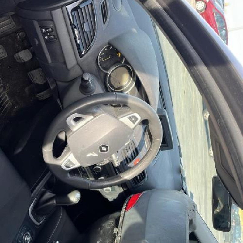 Pretensionneur de ceinture avant droit RENAULT MEGANE 3 Photo n°10