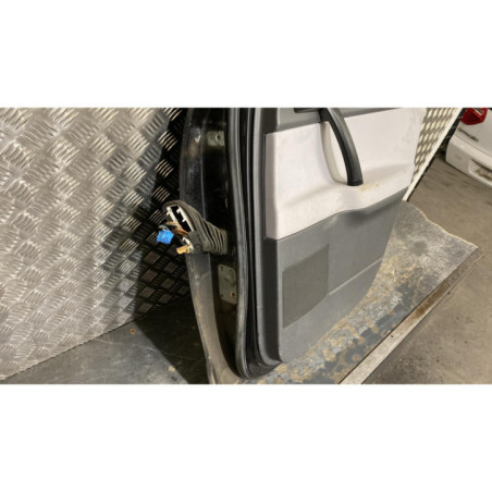 Porte arriere droit VOLKSWAGEN POLO 4 Photo n°1