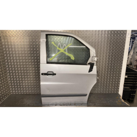 Porte avant droit MERCEDES VITO 638