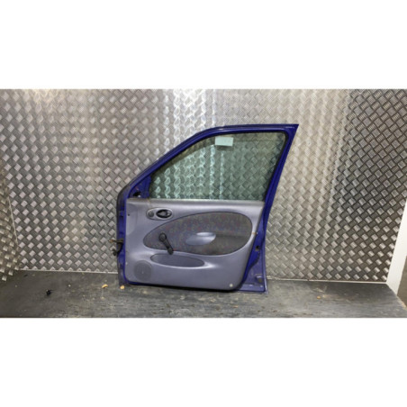 Porte avant droit MAZDA 121 3