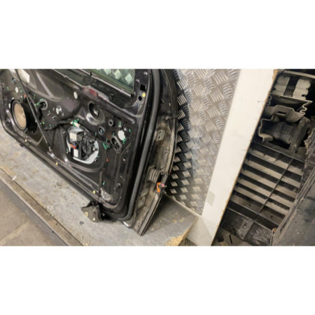 Porte avant droit VOLKSWAGEN GOLF 5 Photo n°1