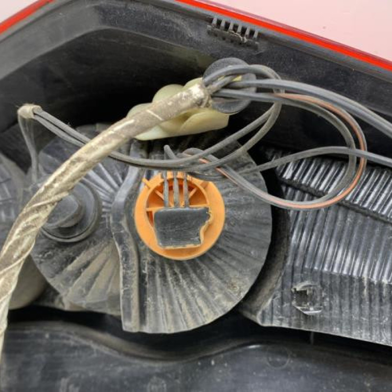 Feu arriere principal droit (feux) OPEL AGILA B Photo n°5