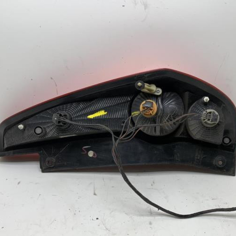 Feu arriere principal gauche (feux) OPEL AGILA B Photo n°3