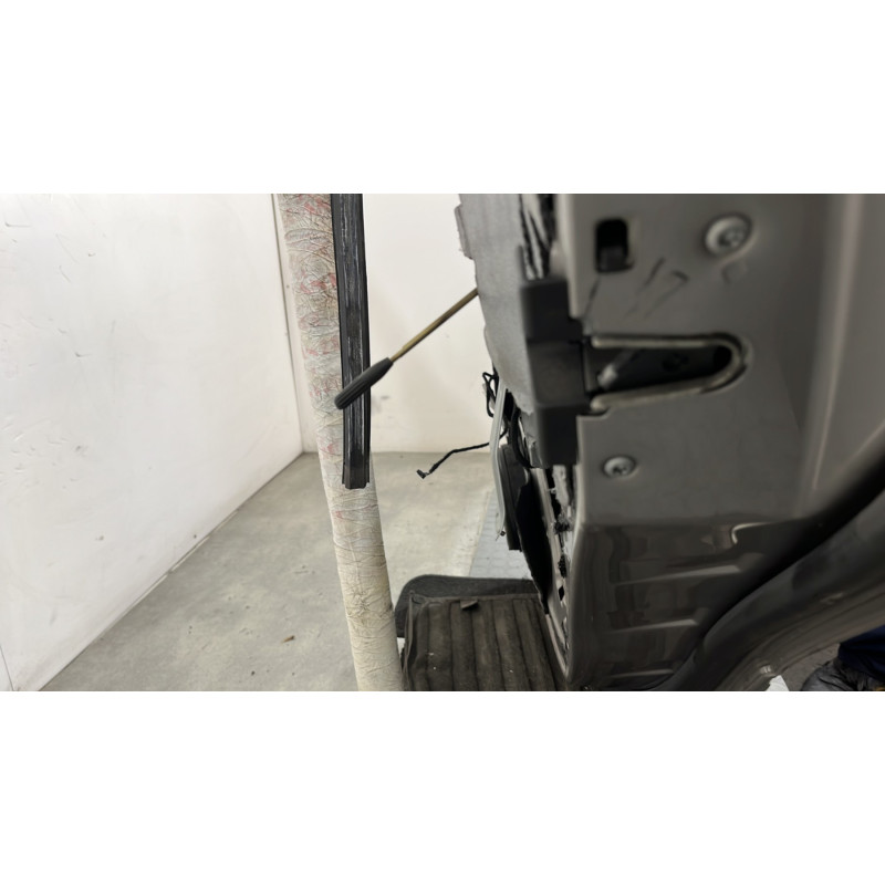Porte arriere droit MERCEDES CLASSE C 203 Photo n°3