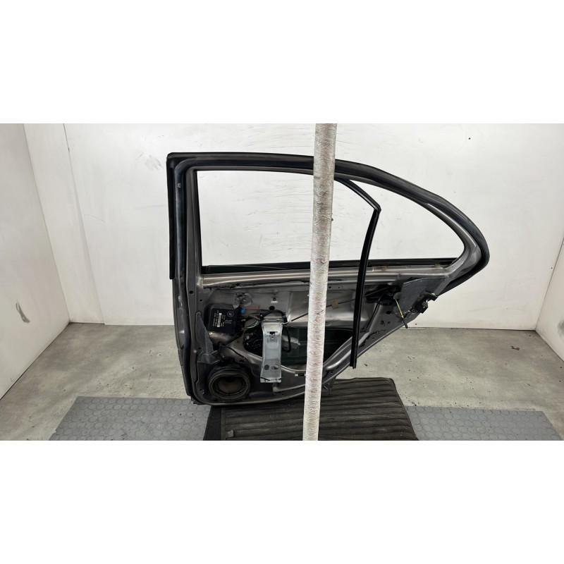 Porte arriere droit MERCEDES CLASSE C 203 Photo n°6