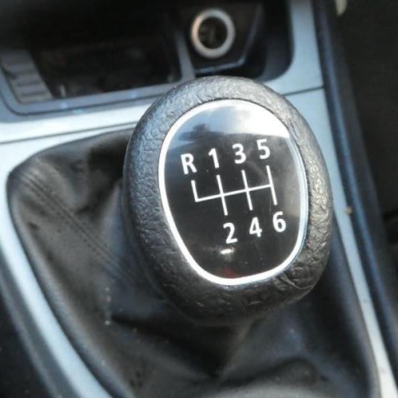Bras essuie glace arriere BMW SERIE 1 E87 Photo n°11