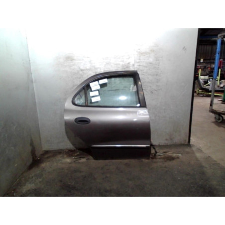 Porte arriere droit HYUNDAI LANTRA 2 Photo n°1