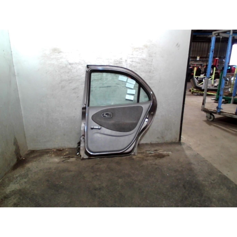 Porte arriere droit HYUNDAI LANTRA 2 Photo n°2