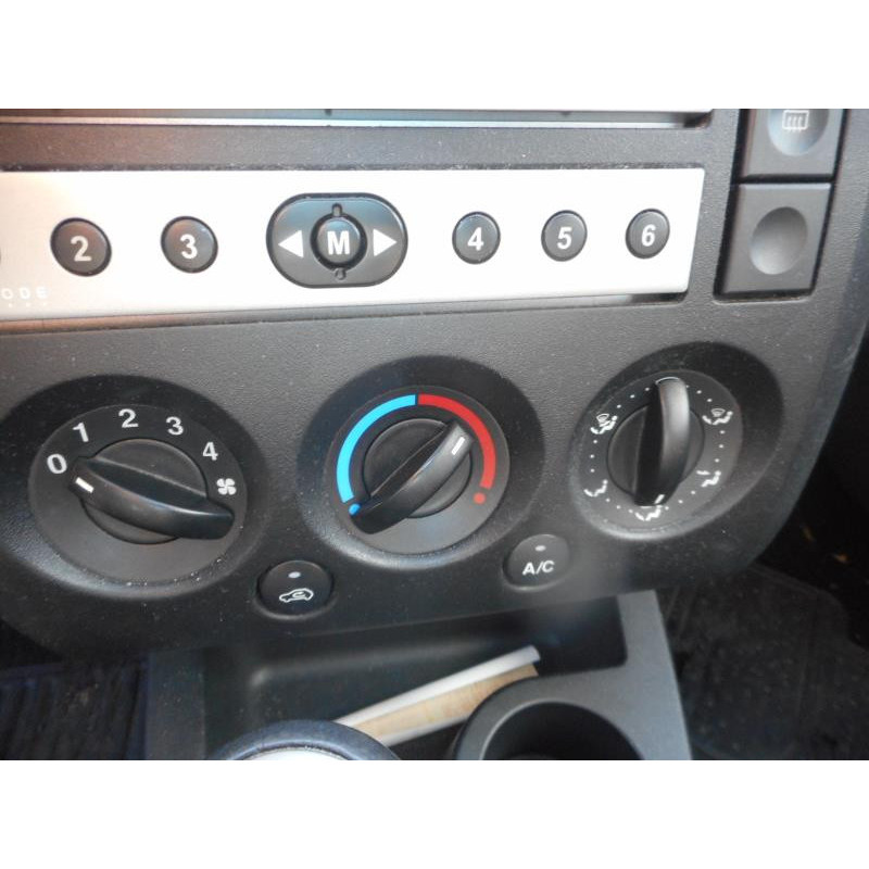 Porte arriere gauche FORD FIESTA 5 Photo n°8