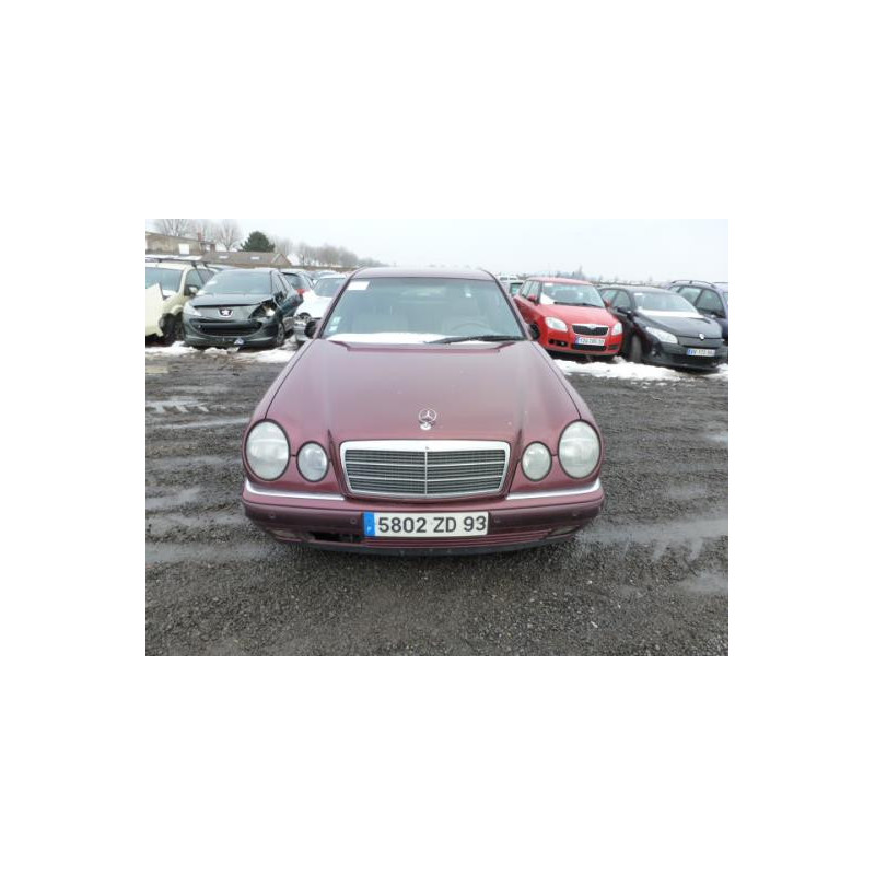 Porte arriere droit MERCEDES CLASSE E 210 Photo n°2