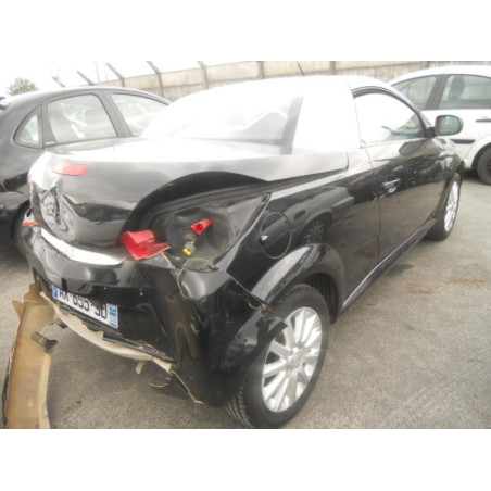 Porte avant gauche OPEL TIGRA 2 Photo n°1