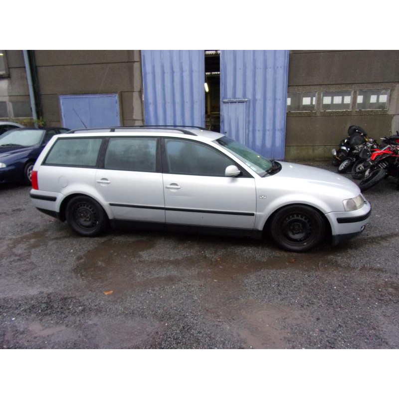 Porte arriere gauche VOLKSWAGEN PASSAT 4 Photo n°4