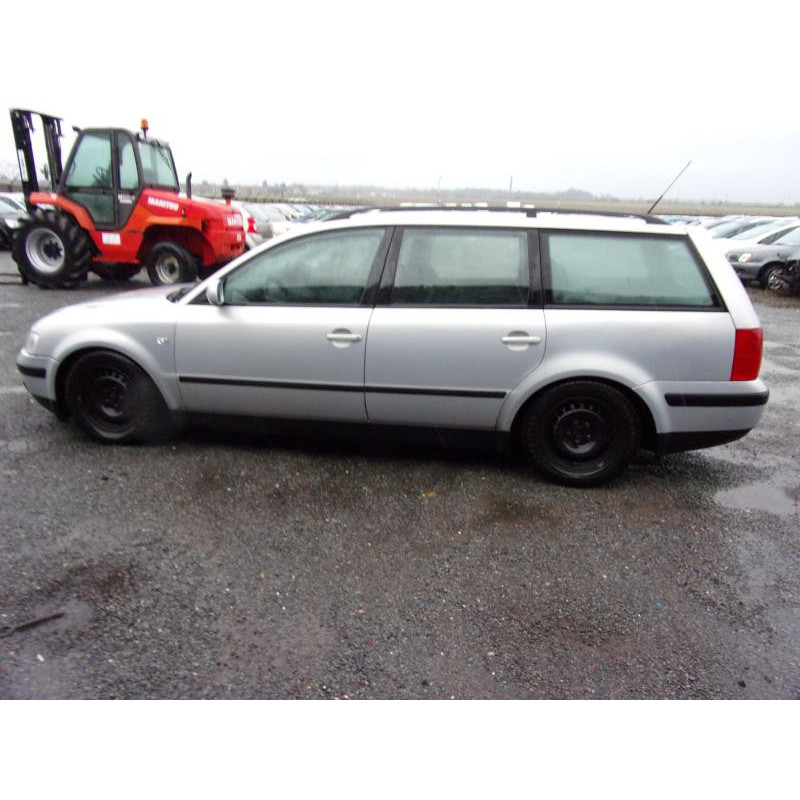 Porte arriere gauche VOLKSWAGEN PASSAT 4 Photo n°6