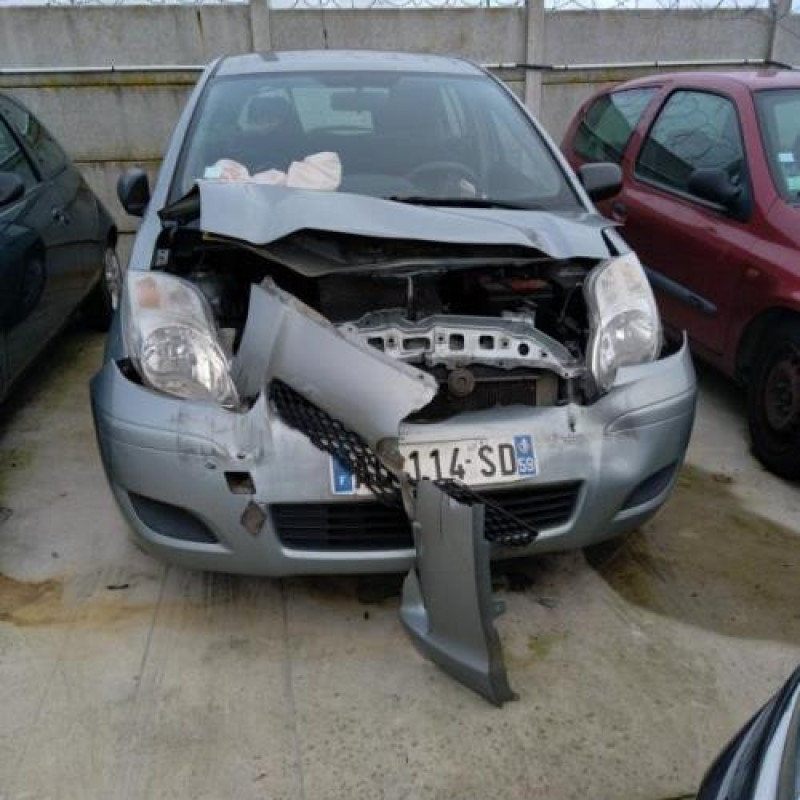 Compteur TOYOTA YARIS 2 Photo n°5