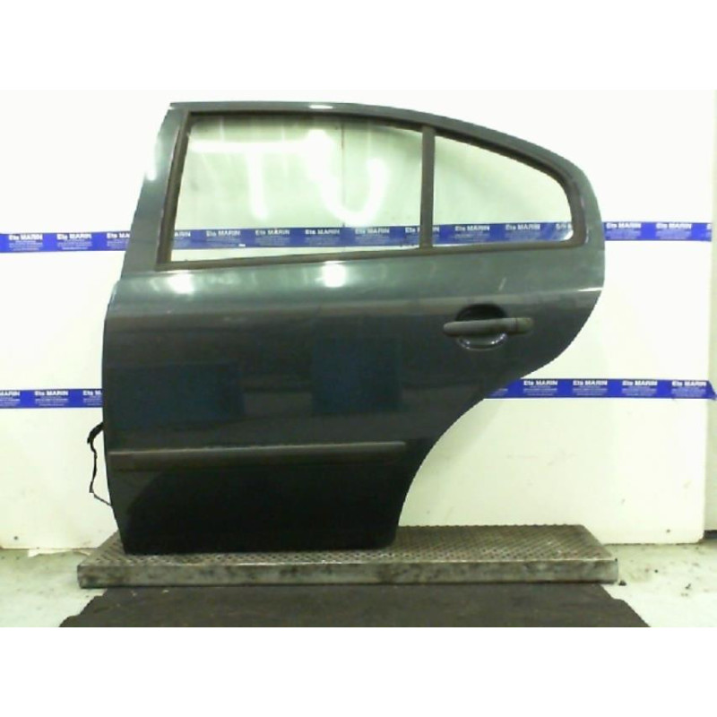 Porte arriere gauche SKODA OCTAVIA 1 Photo n°1