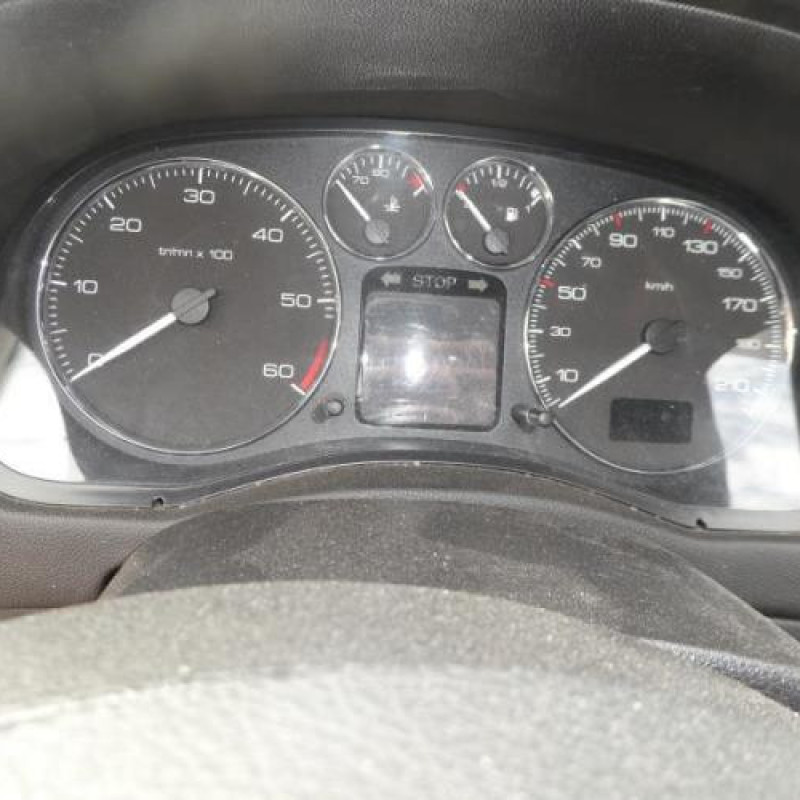 Serrure avant droit PEUGEOT 307 Photo n°8
