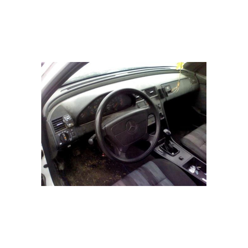Porte arriere droit MERCEDES CLASSE C 202 Photo n°2