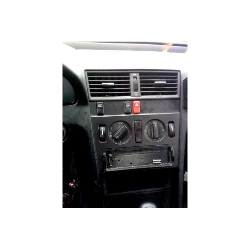 Porte arriere droit MERCEDES CLASSE C 202 Photo n°6