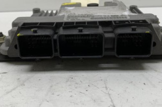 Calculateur moteur PEUGEOT 307