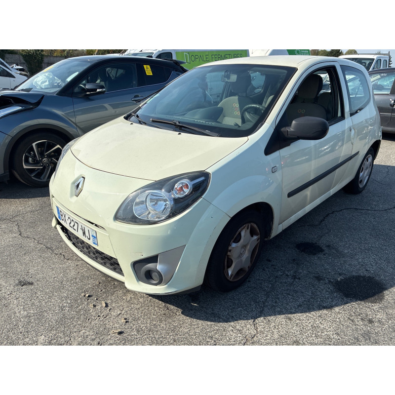 RENAULT TWINGO 2 PHASE 1 1.2i - 16V Photo n°4