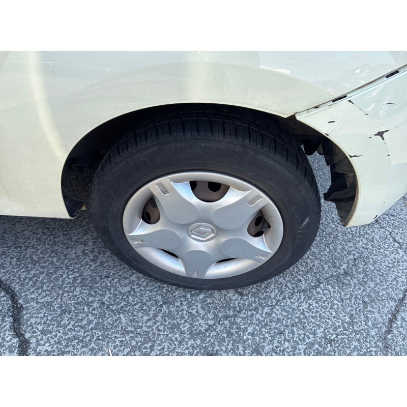 RENAULT TWINGO 2 PHASE 1 1.2i - 16V Photo n°5