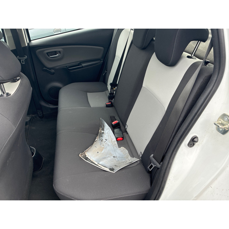 TOYOTA YARIS 3 PHASE 3 1.0i - 12V Photo n°9