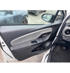 TOYOTA YARIS 3 PHASE 3 1.0i - 12V