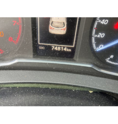 TOYOTA YARIS 3 PHASE 3 1.0i - 12V