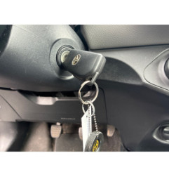 TOYOTA YARIS 3 PHASE 3 1.0i - 12V