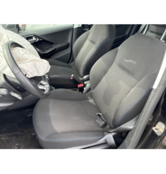 PEUGEOT 208 1 PHASE 2 1.2 VTI - 12V