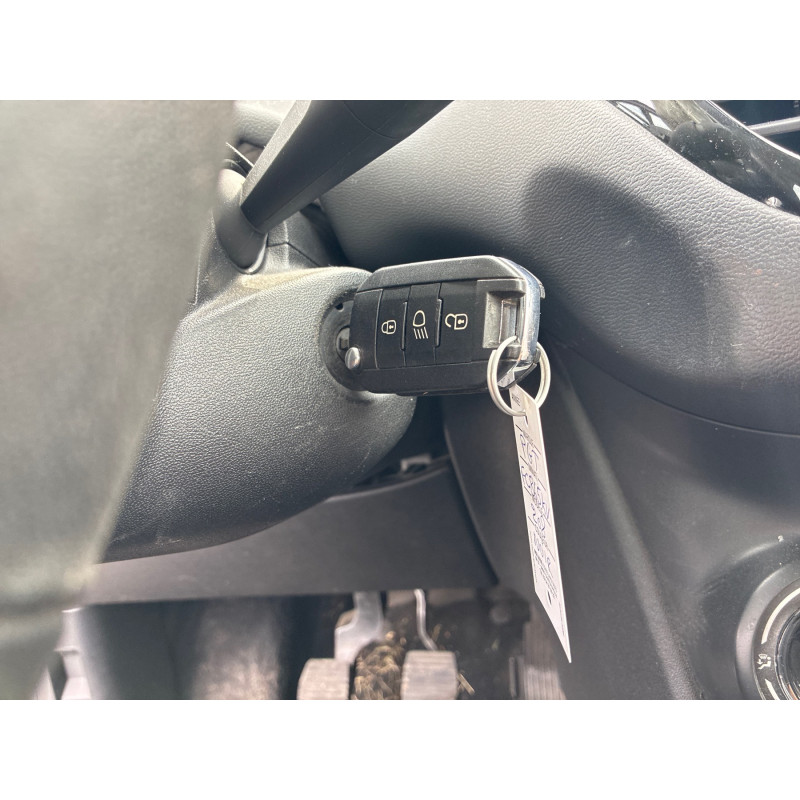 PEUGEOT 208 1 PHASE 2 1.2 VTI - 12V Photo n°32