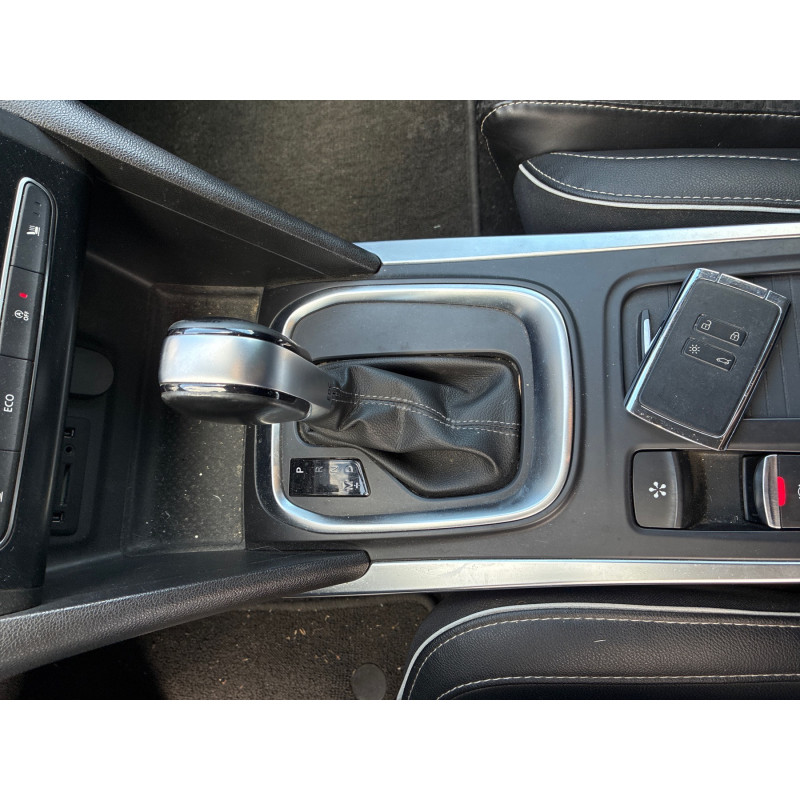 RENAULT MEGANE 4 PHASE 1 BREAK 1.5 BLUE DCI - 8V TURBO Photo n°16