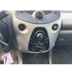 PEUGEOT 108 1.0 VTI - 12V