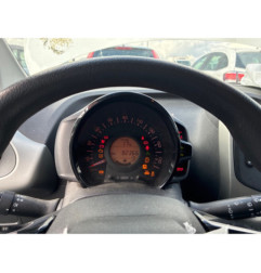 PEUGEOT 108 1.0 VTI - 12V