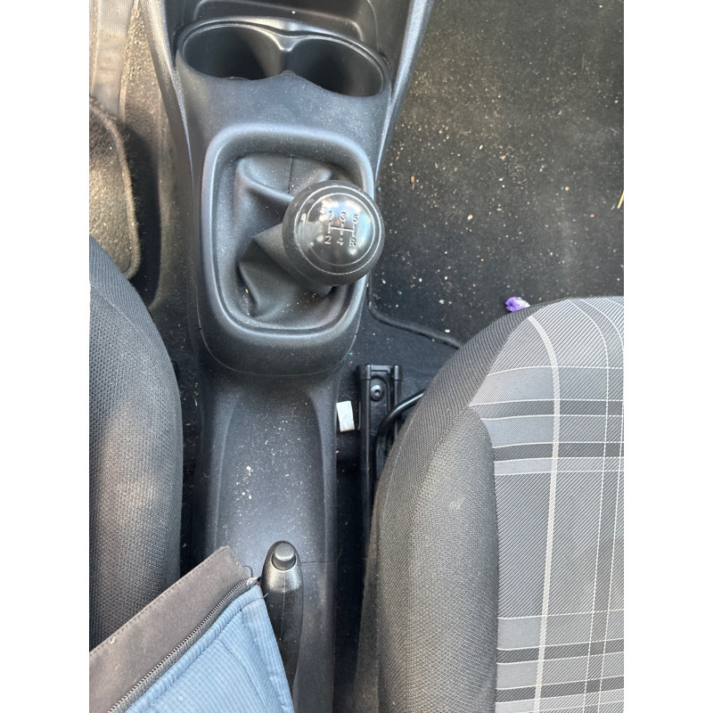 PEUGEOT 108 1.0 VTI - 12V Photo n°5