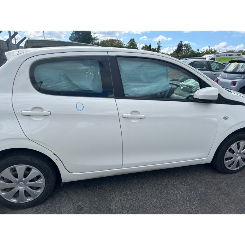 PEUGEOT 108 1.0 VTI - 12V Photo n°13