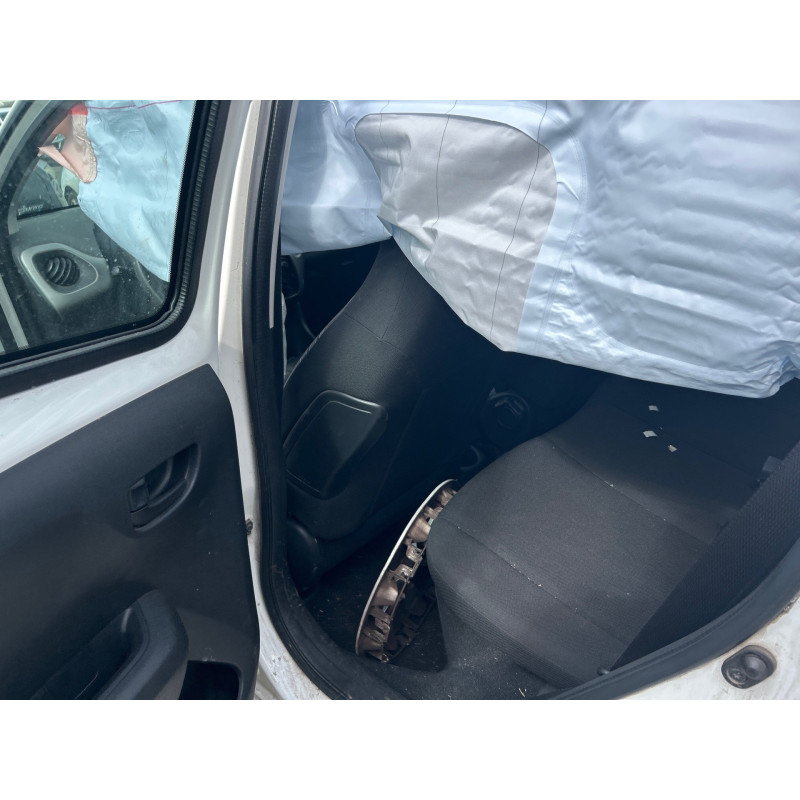 PEUGEOT 108 1.0 VTI - 12V Photo n°19