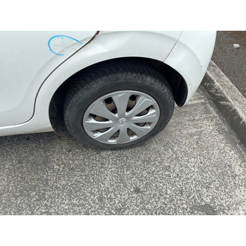 PEUGEOT 108 1.0 VTI - 12V Photo n°24