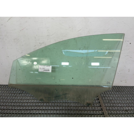 Vitre avant gauche SEAT IBIZA 4 Photo n°1