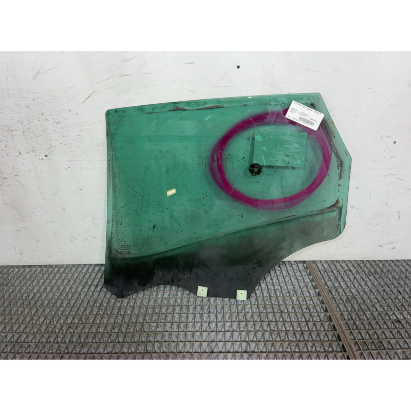 Vitre arriere droit RENAULT SCENIC 4 Photo n°4