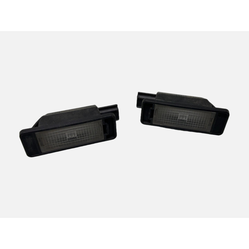 Eclairage de plaque RENAULT SCENIC 4 Photo n°8