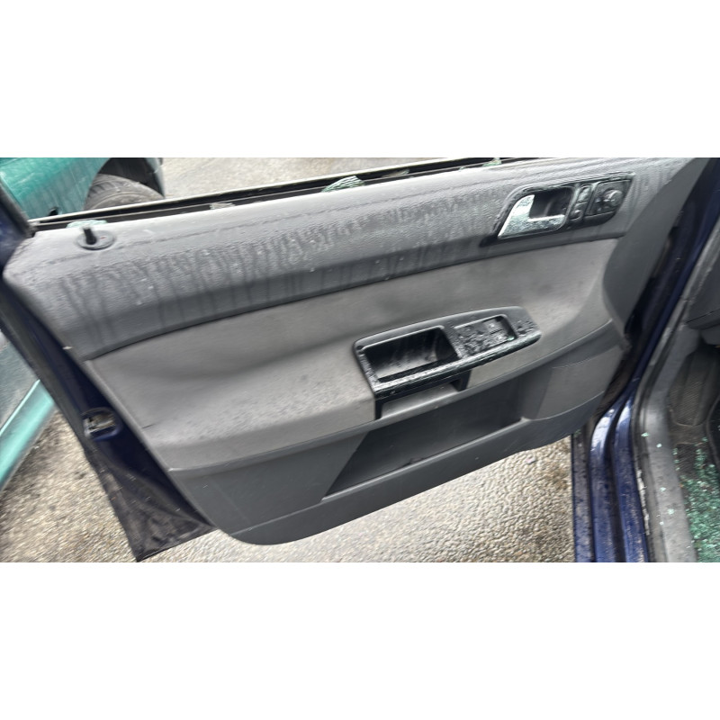 Leve vitre electrique avant gauche VOLKSWAGEN POLO 4 Photo n°16