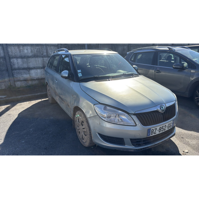 Plage arriere SKODA FABIA 2 Photo n°16