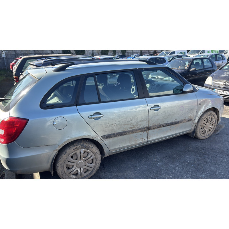 Plage arriere SKODA FABIA 2 Photo n°20