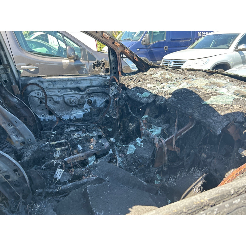 Anti brouillard gauche (feux) VOLKSWAGEN TOURAN 2 Photo n°8