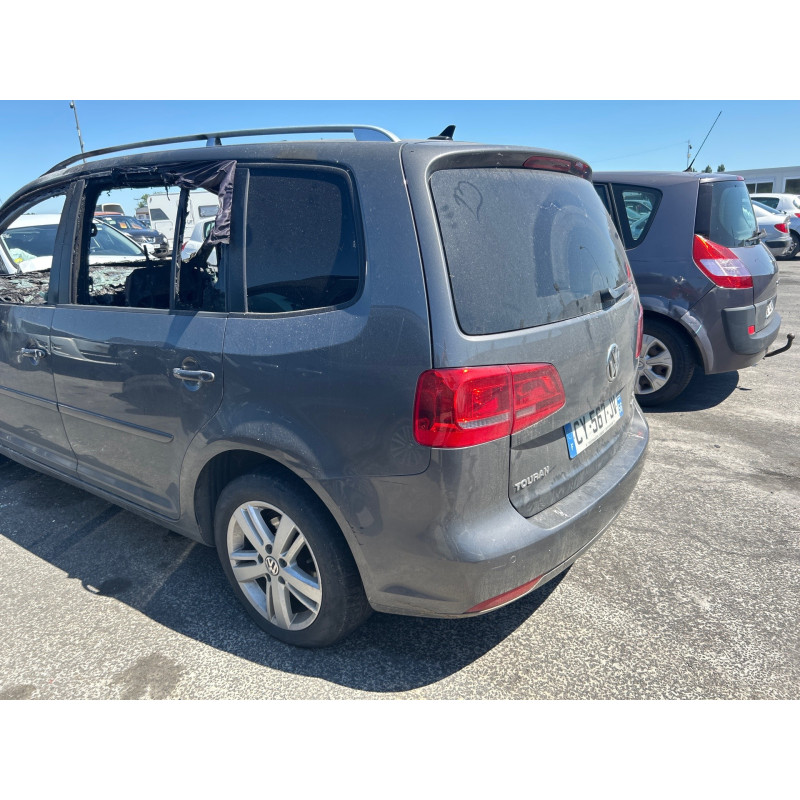 Anti brouillard droit (feux) VOLKSWAGEN TOURAN 2 Photo n°4