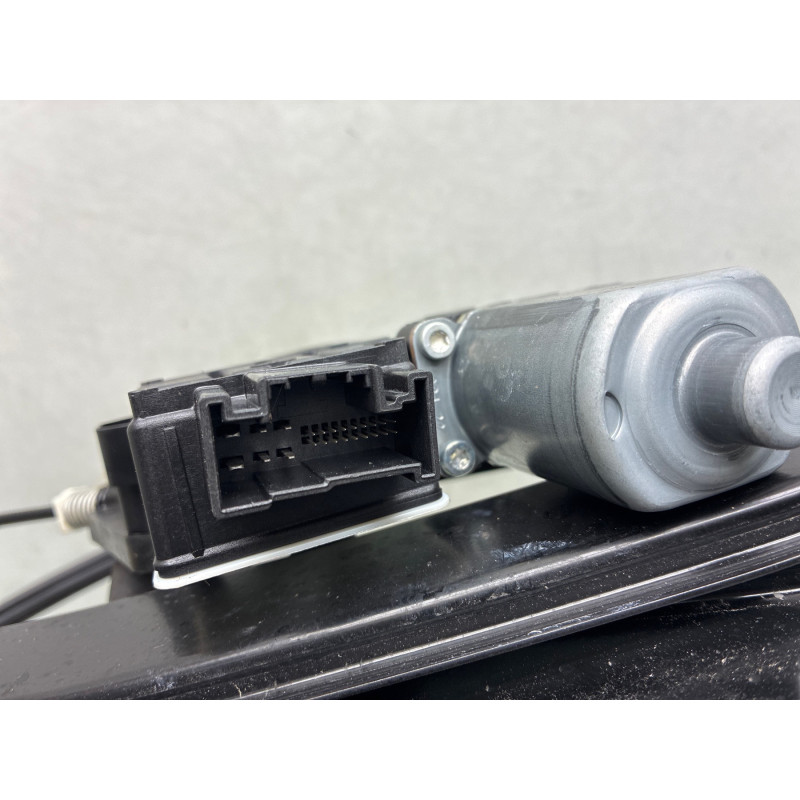 Leve vitre electrique avant gauche VOLKSWAGEN T-CROSS Photo n°3