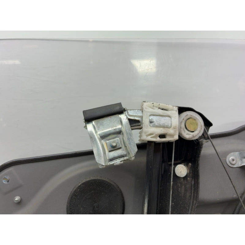 Leve vitre electrique avant gauche MERCEDES CLASSE A 169 Photo n°6