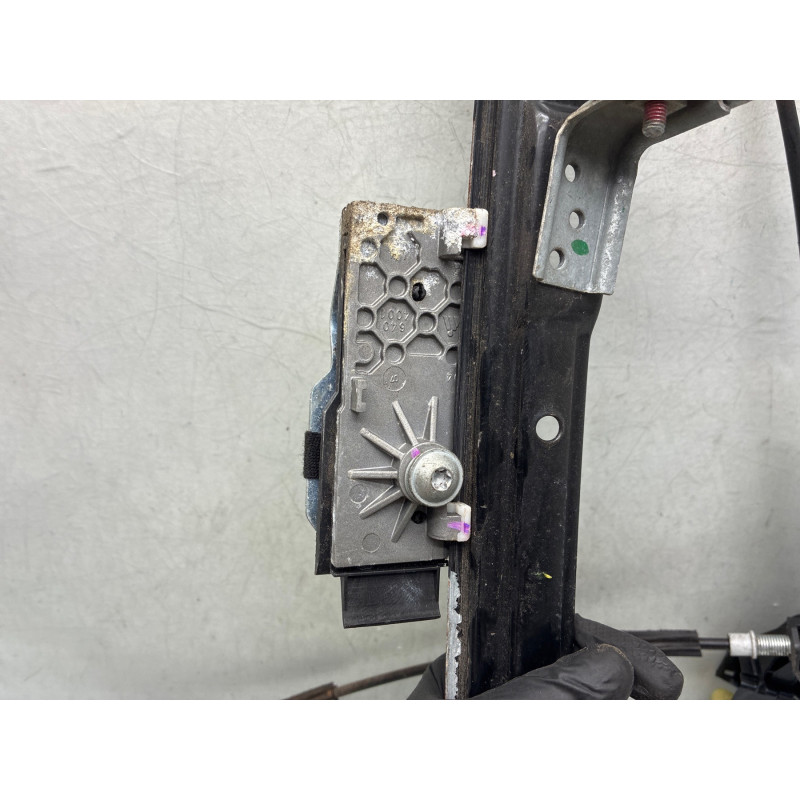 Leve vitre electrique avant gauche MINI MINI 2 R56 Photo n°4