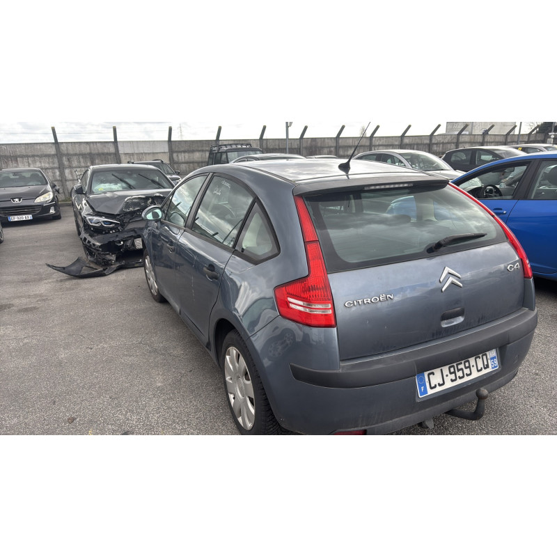 Anti brouillard arriere gauche CITROEN C4 1 Photo n°9